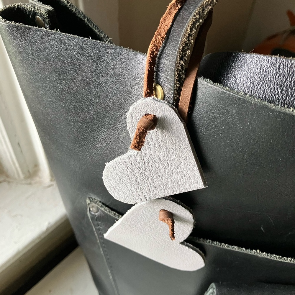 NIMBUS Portland Leather Goods Heart purse flair Charm Gray genuine PLG*